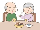 お茶を飲む高齢の男女